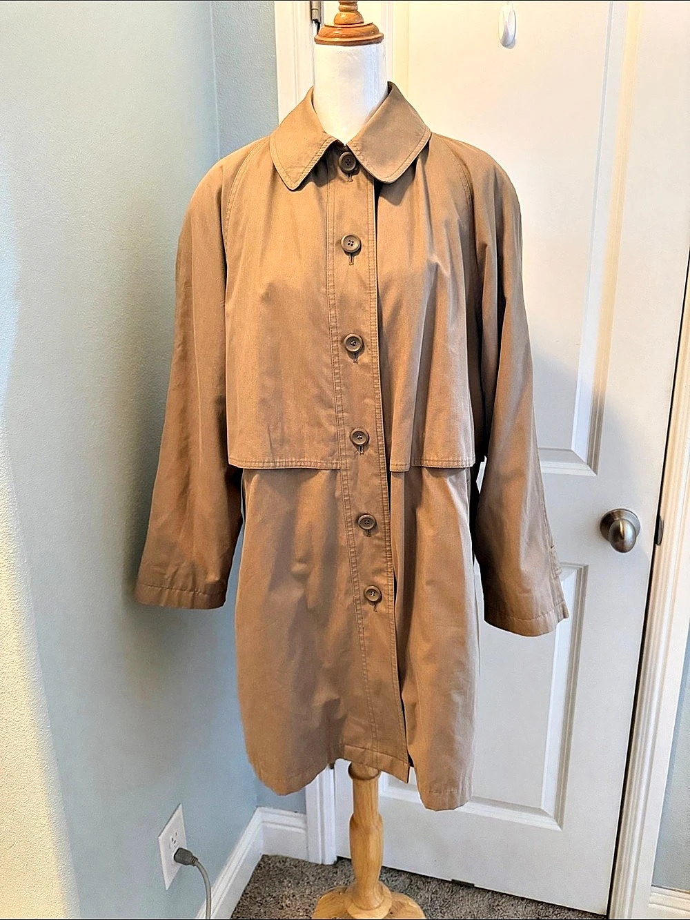 London Fog Limited Edition Trench Coat Brown Size 10
